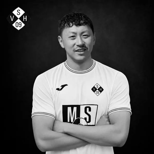 Chang Yoon Lee